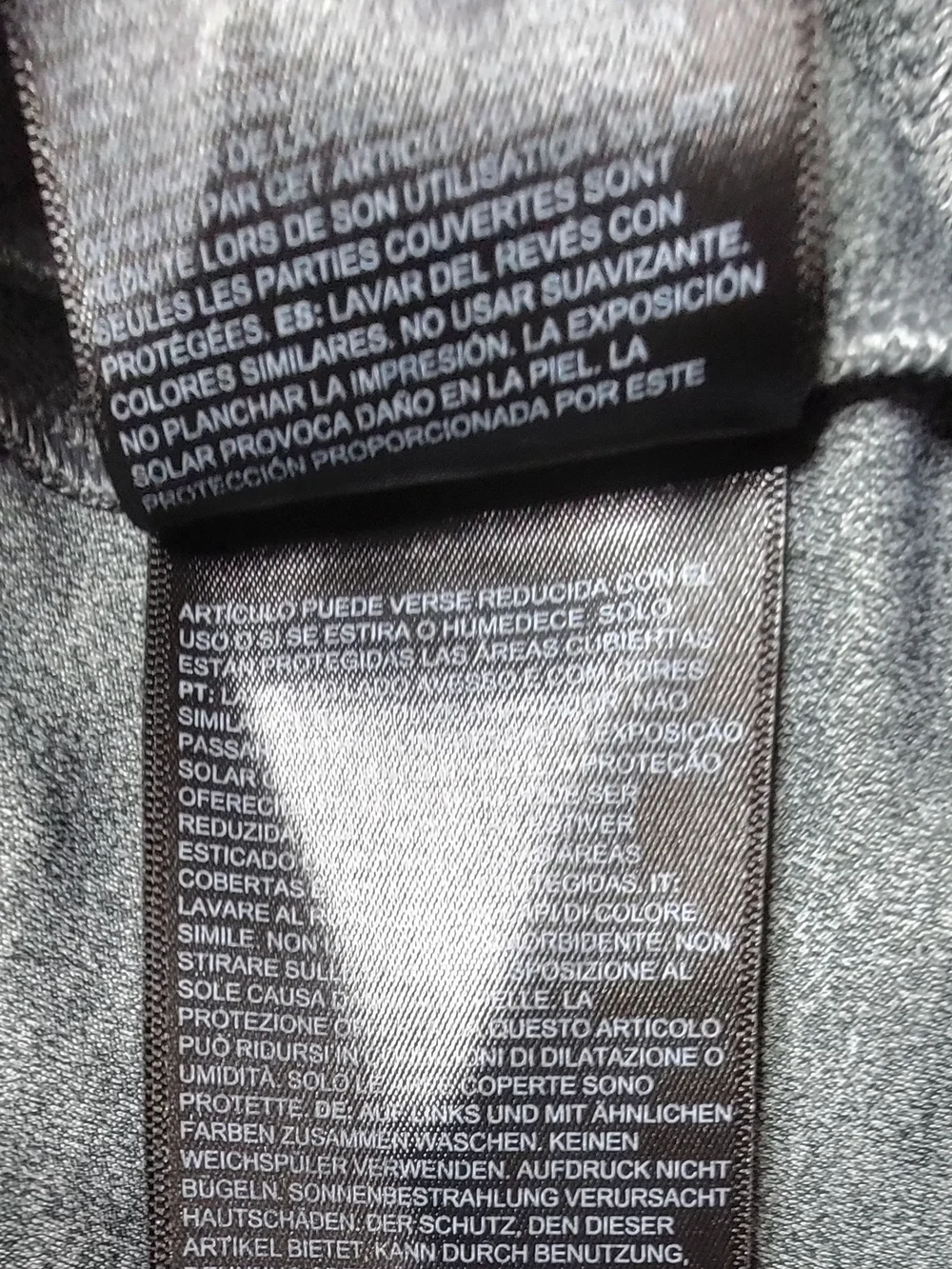The North Face Men's Grey 1/4-Zip Long Sleeve Pullover Size M